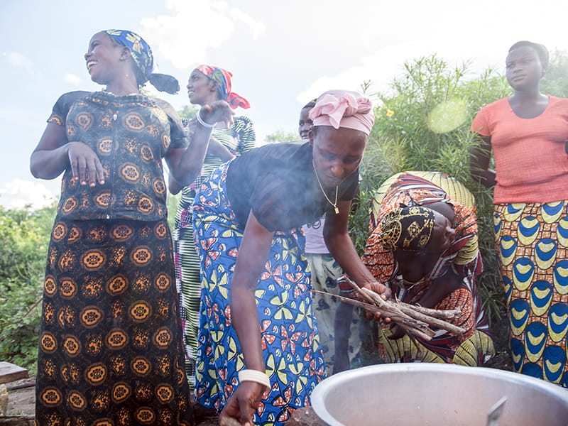 Women making jam in the DRC