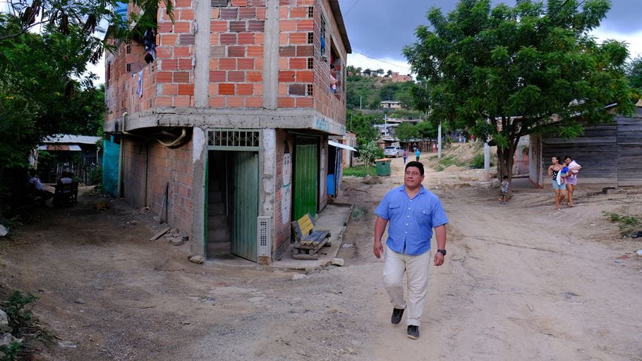 Pastor Jaime's church is located in one of the communes of Cúcuta where several families of Venezuelan migrants live. Many of them have suffered exclusion and discrimination, but his church is helping them to integrate into the community | Photo credit: Ferley Ospina/Tearfund