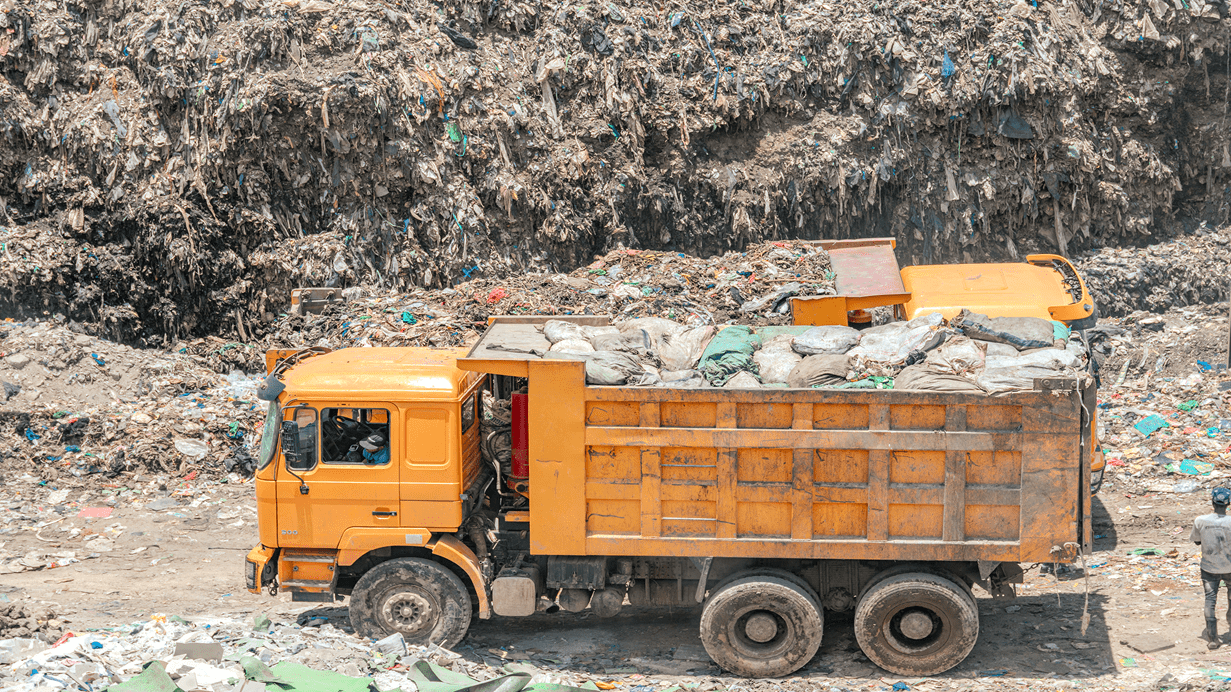 A dumptruck at Dandora landfill site in Nairobi.
